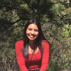 Meet your Posher, Vanessa